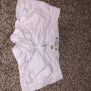 white Abercrombie & Fitch shorts